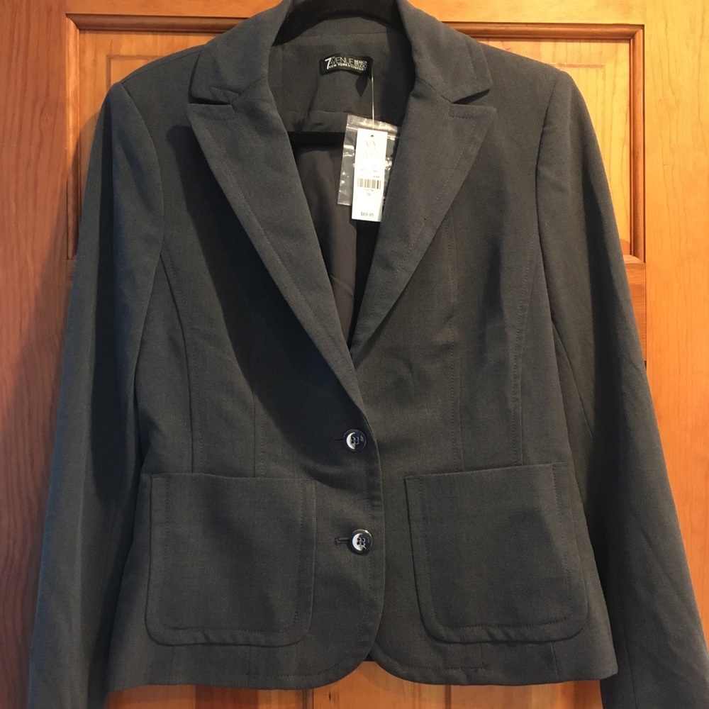 NWT-Gray NY&Co Blazer